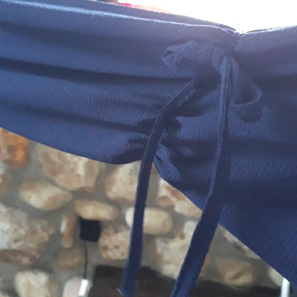 Top - Picture 4 of 4